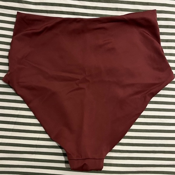 Left on Friday High-Tide Bottoms Desert Plum - Picture 5 of 7